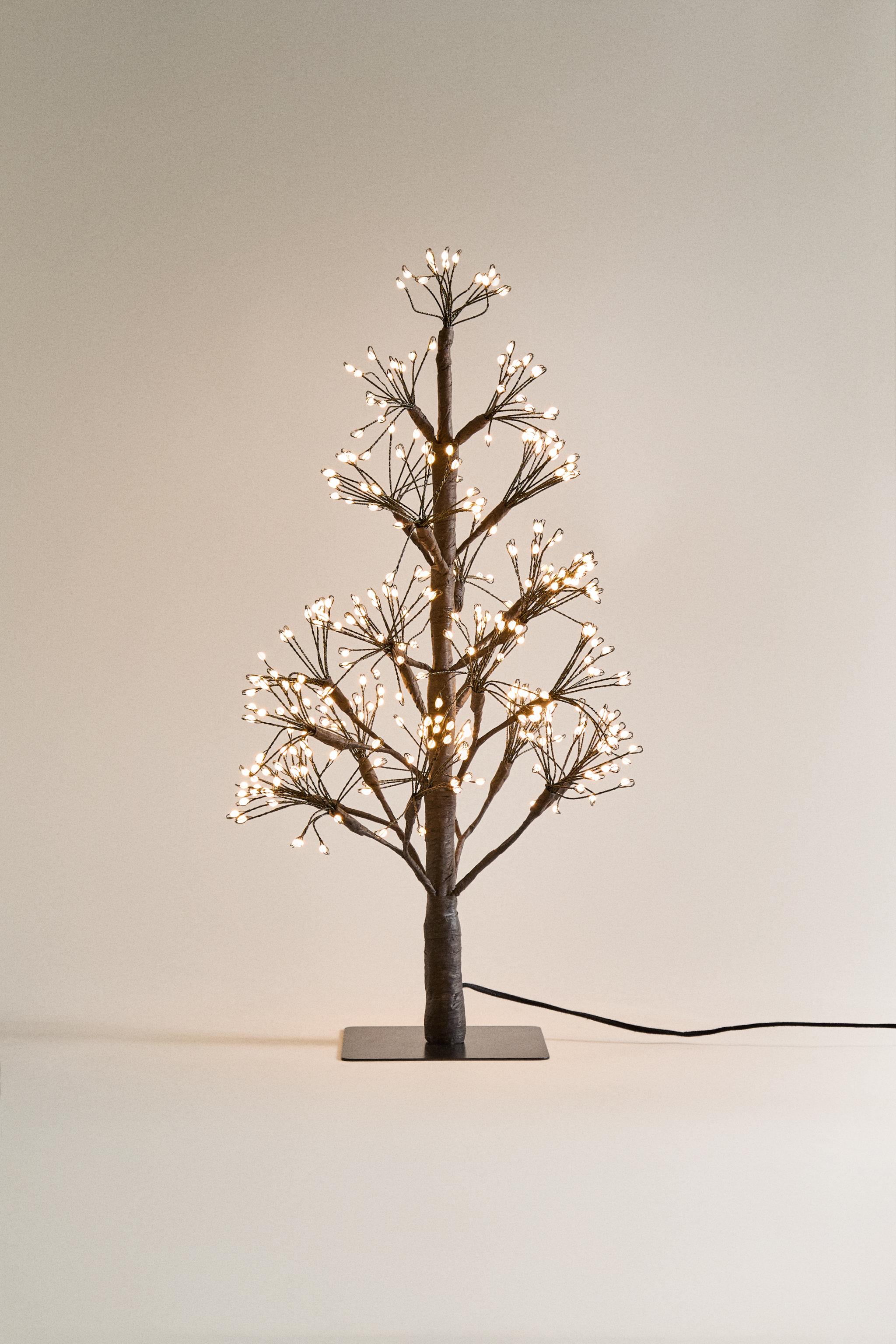 LED LIGHT CHRISTMAS TREE (19.7")